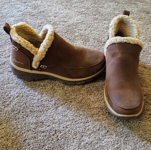 Sketcher bootie boots, size 8M, Brown